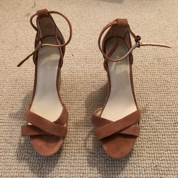 Nine West - Tan suede wedges - Picture 4 of 4