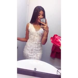 Meet your Posher, Leslie