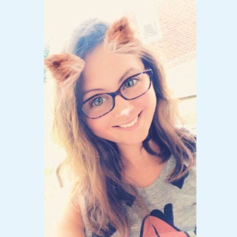 Meet your Posher, Kelly
