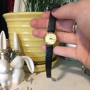 Oscar de la Renta watch