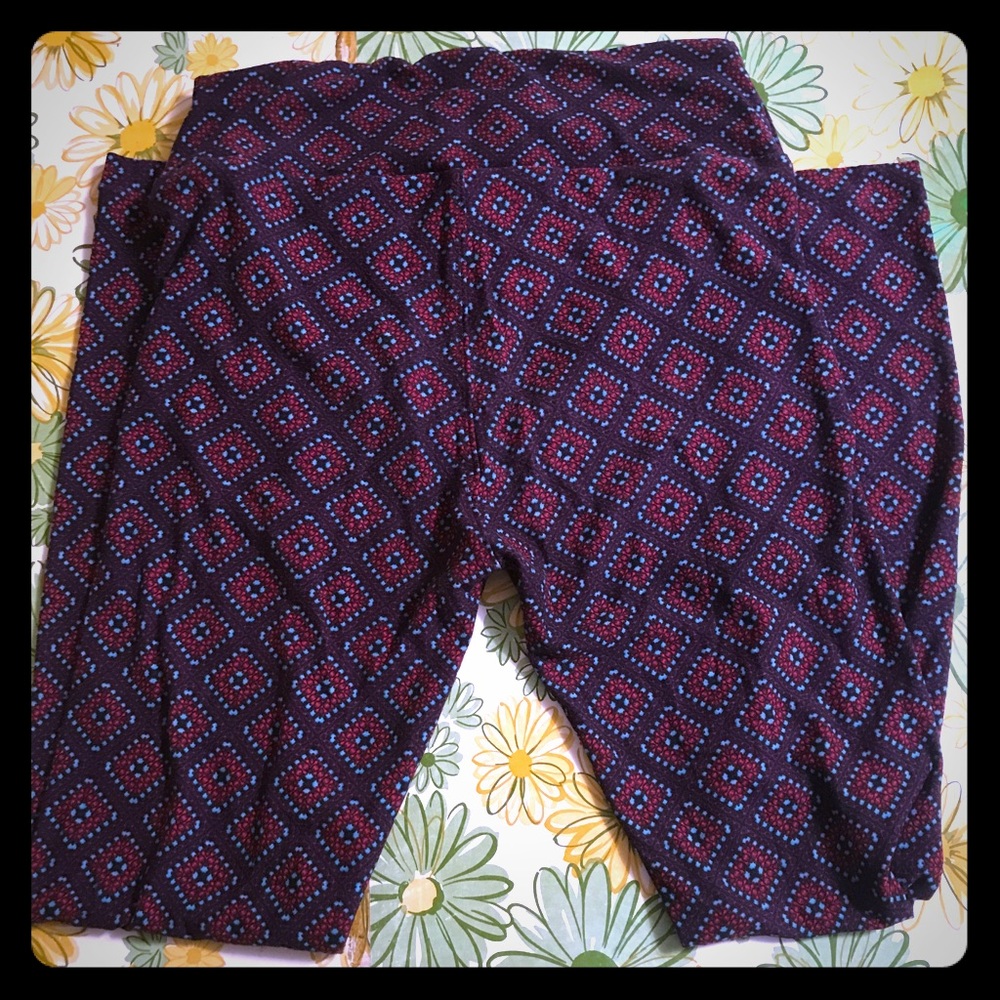 Darling LuLaRoe Diamond Geometric Leggings