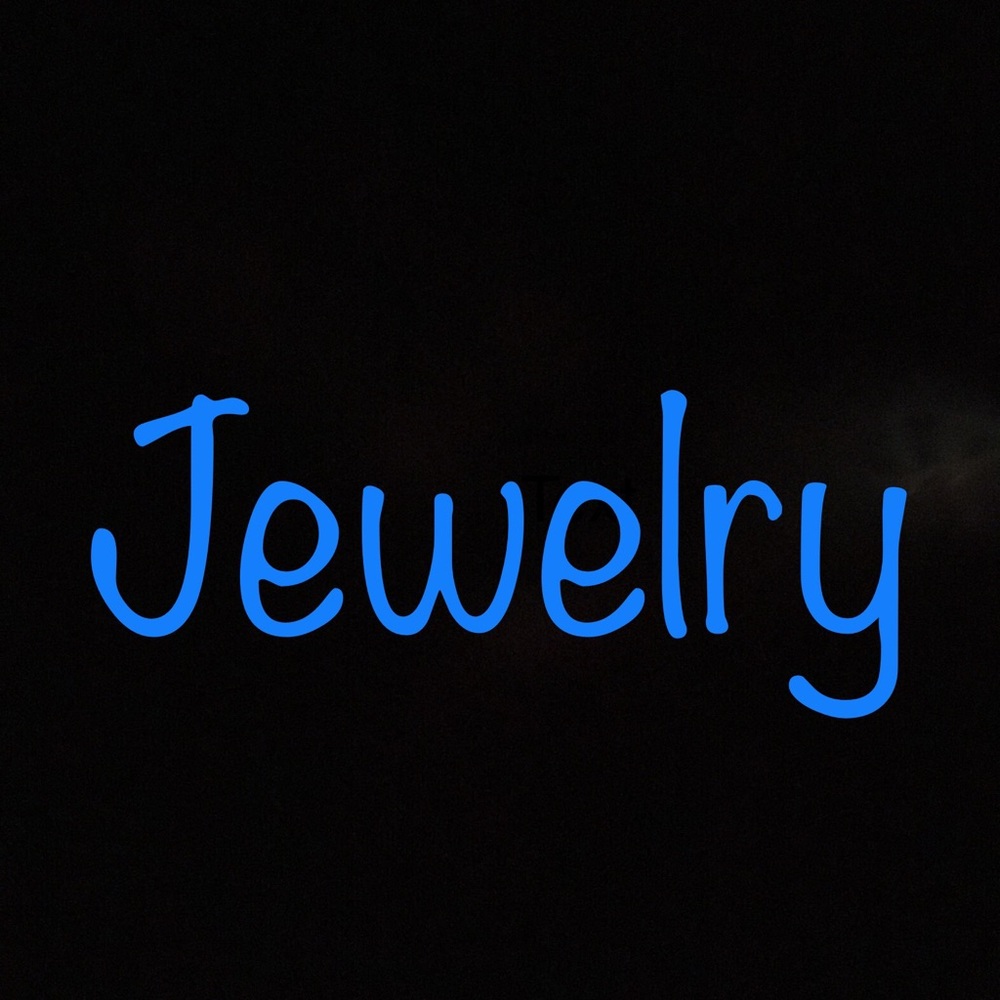 Awesome Jewelry below!