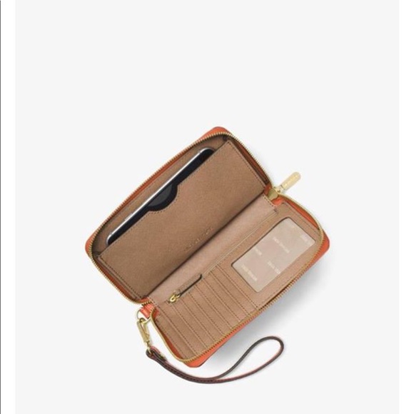 Michael Kors Wallet - Picture 2 of 2