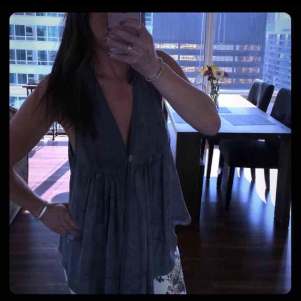 Elizabeth and James Gorgeous silk top