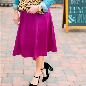 H&M Skirts - H&M satin magenta midi skirt H&M Skirts - H&M satin magenta midi skirt