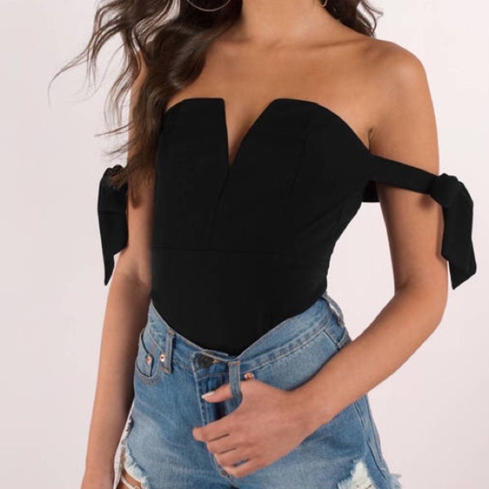 NWT Tobi Black Bodysuit
