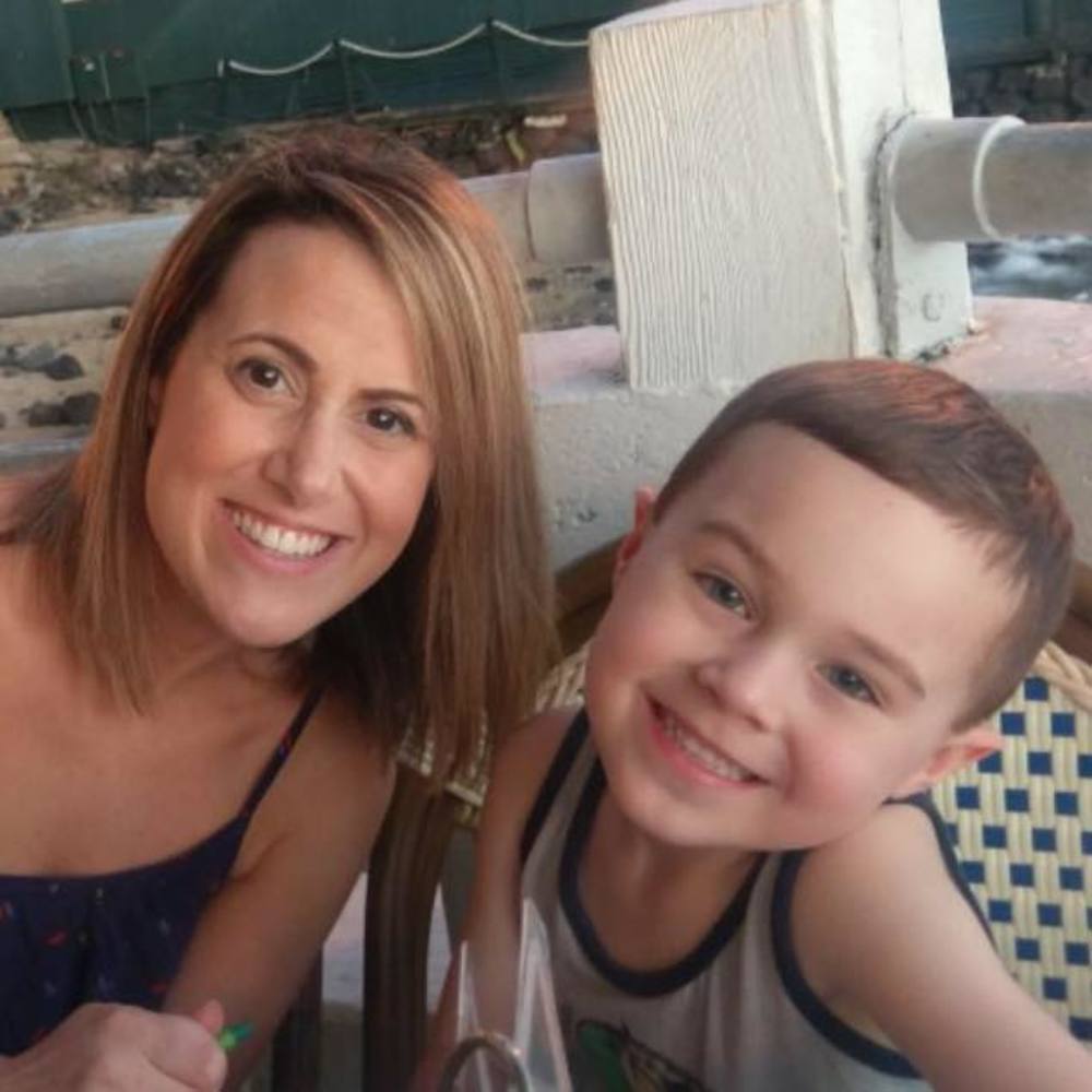 Meet your Posher, Jennifer