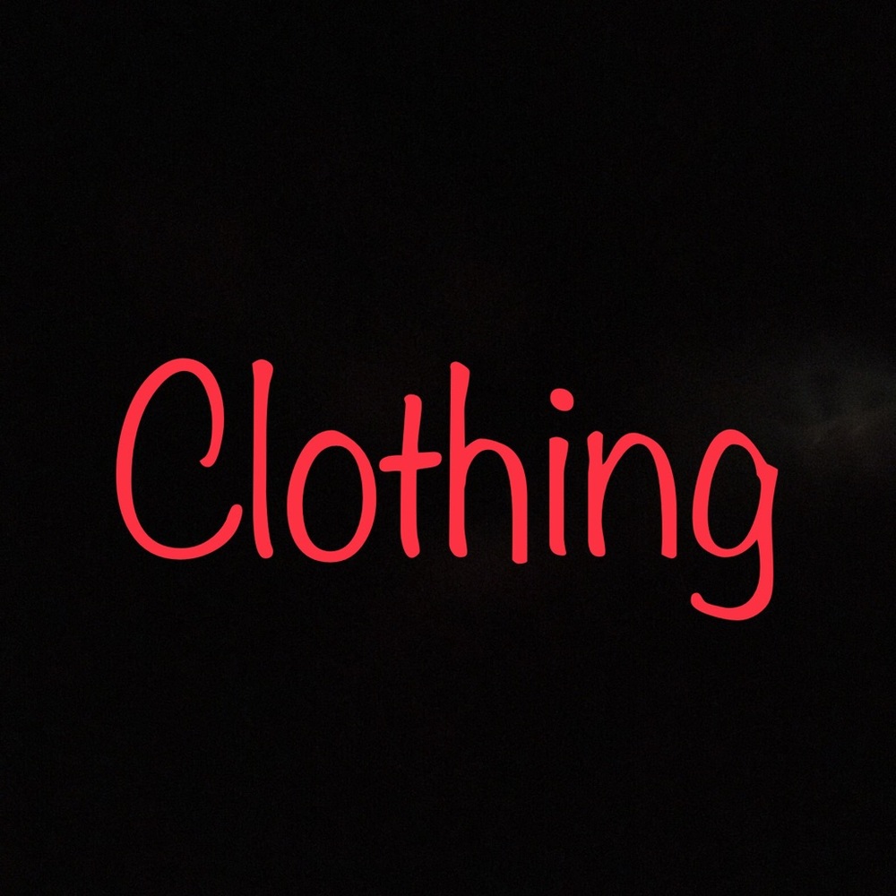 CLOTHING below❤️