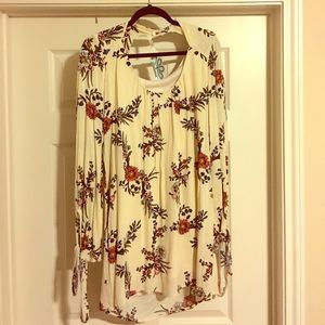 NWT Cream floral dress