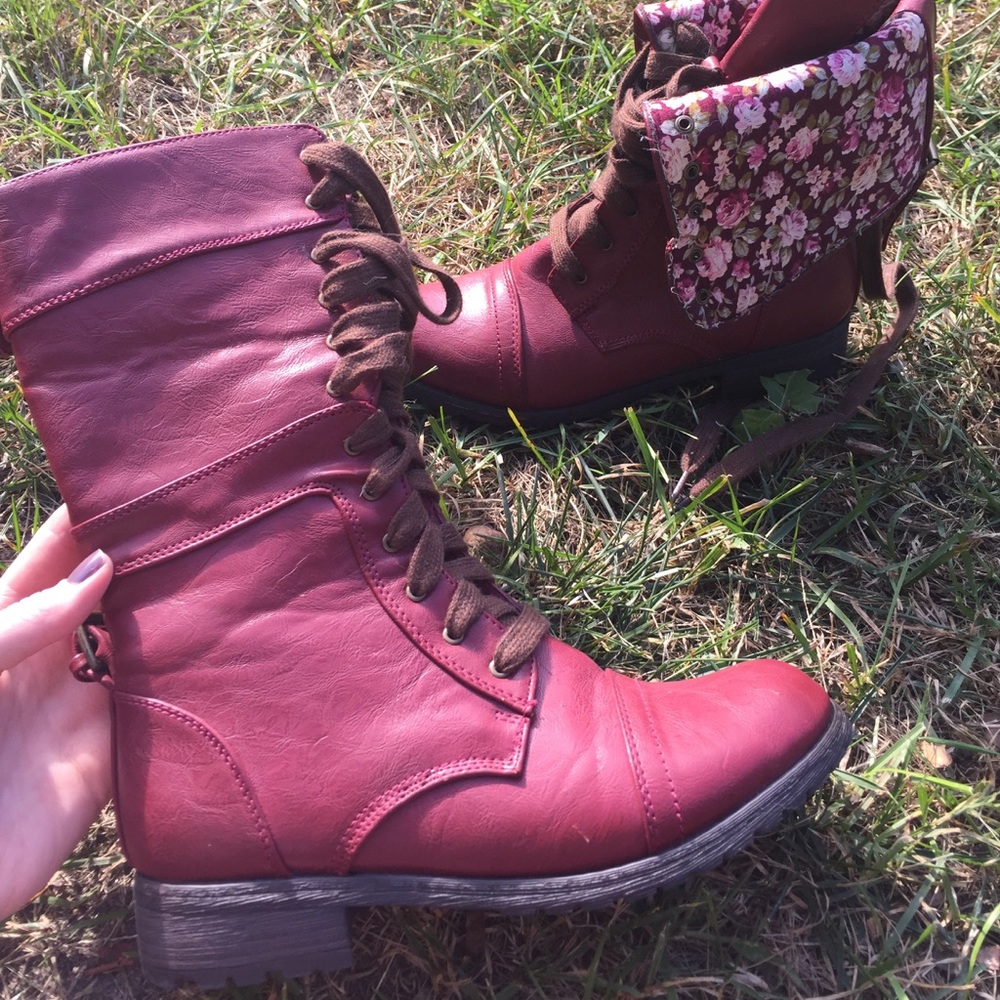 NWB Floral/Maroon Boots