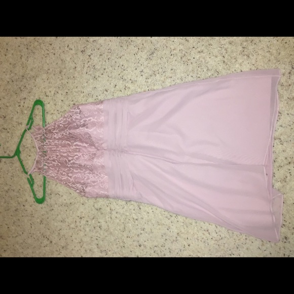 Women’s dress - Picture 2 of 2