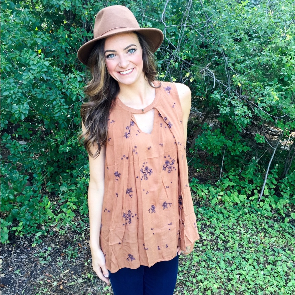 NWT embroidered top