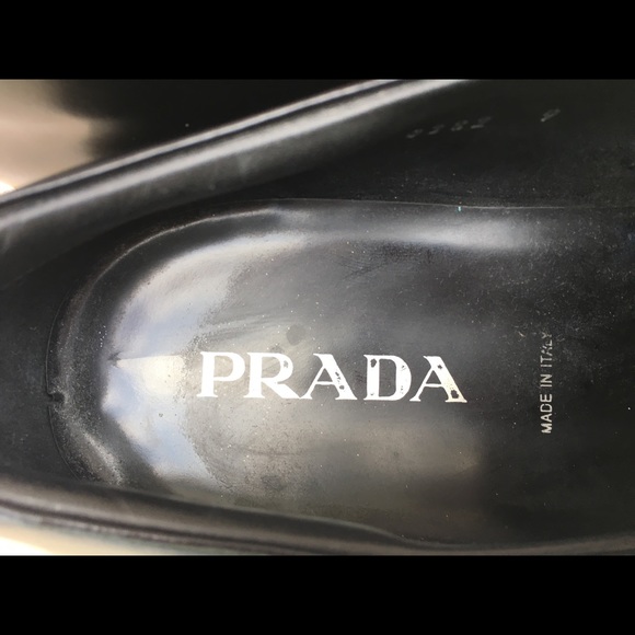 Men\'s Prada loafers. Real black leather. Size 9