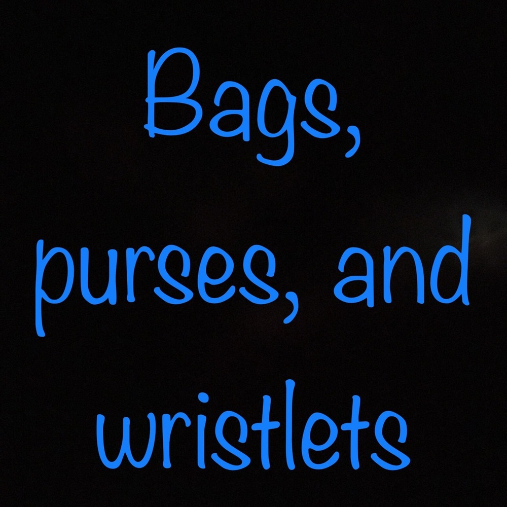 Laptop bag, medium backpack, purse, wristlet x2 ❤️
