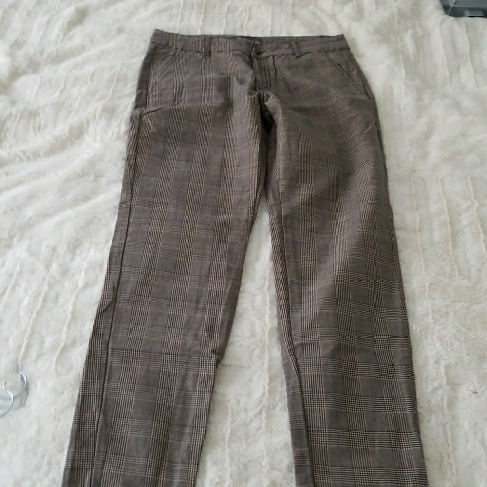 Cropped plaid pants