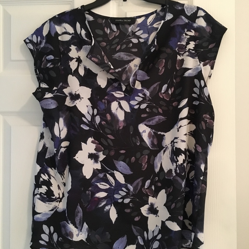 Navy flowered split neck blouse