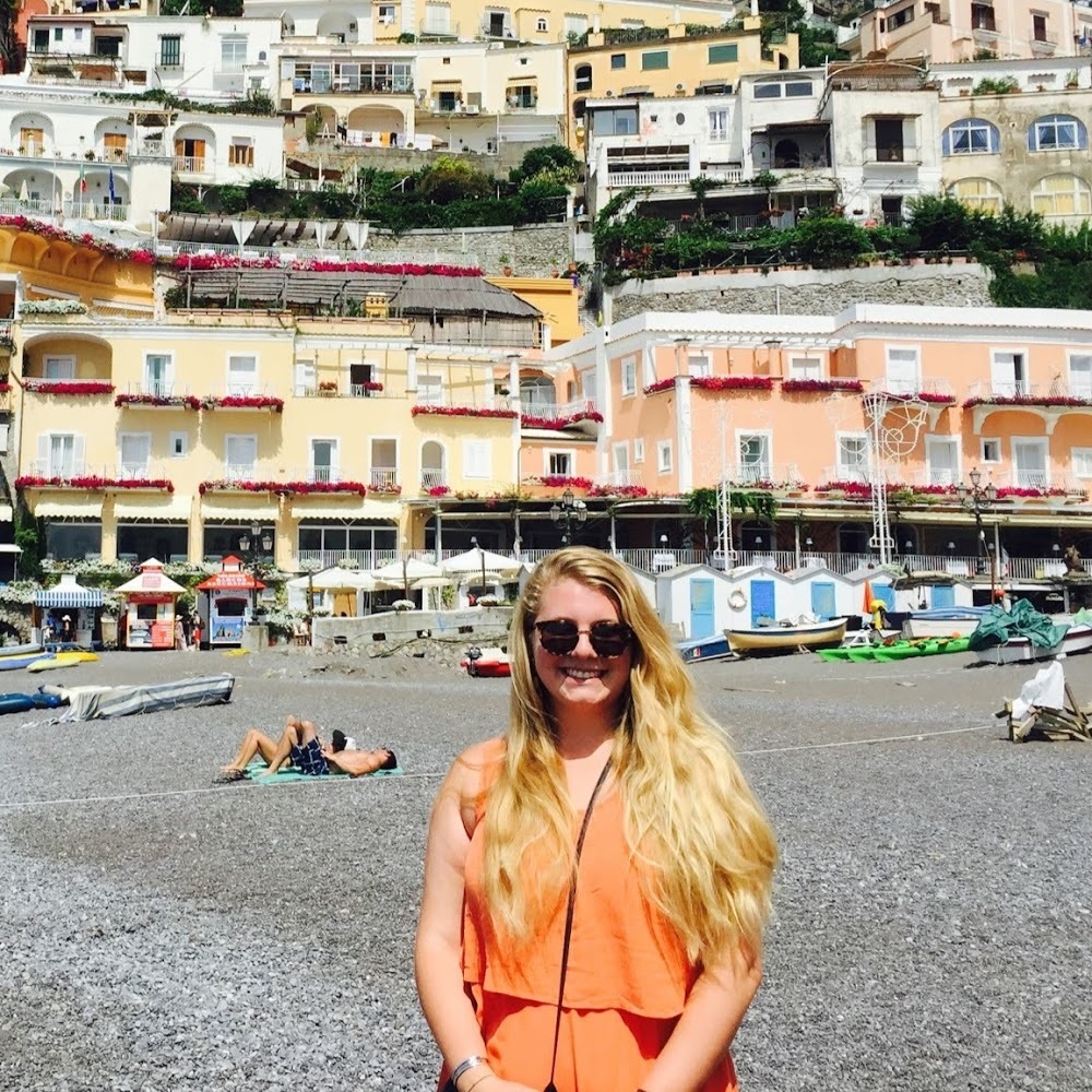 Meet your Posher, Julia