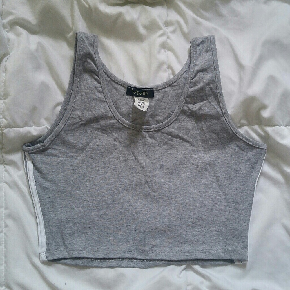 Sporty crop top