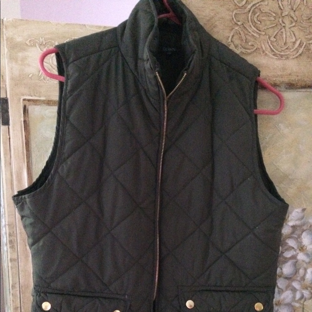 Light weight fall vest.