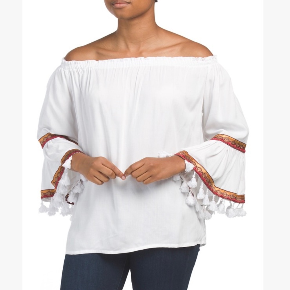 NWT [Mimi] Off Shoulder Blouse