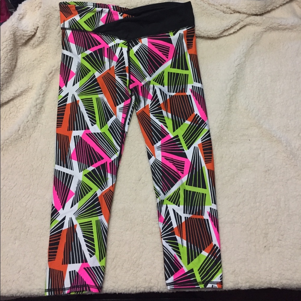Fabletics Geometric Colorful Capri Leggings