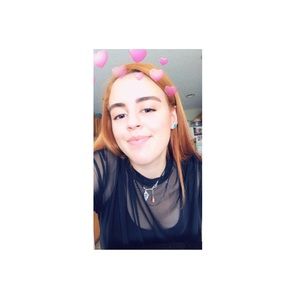 Meet your Posher, Gabriela