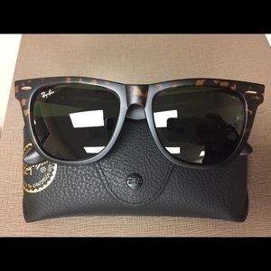 Ray ban wayfarer sunglasses