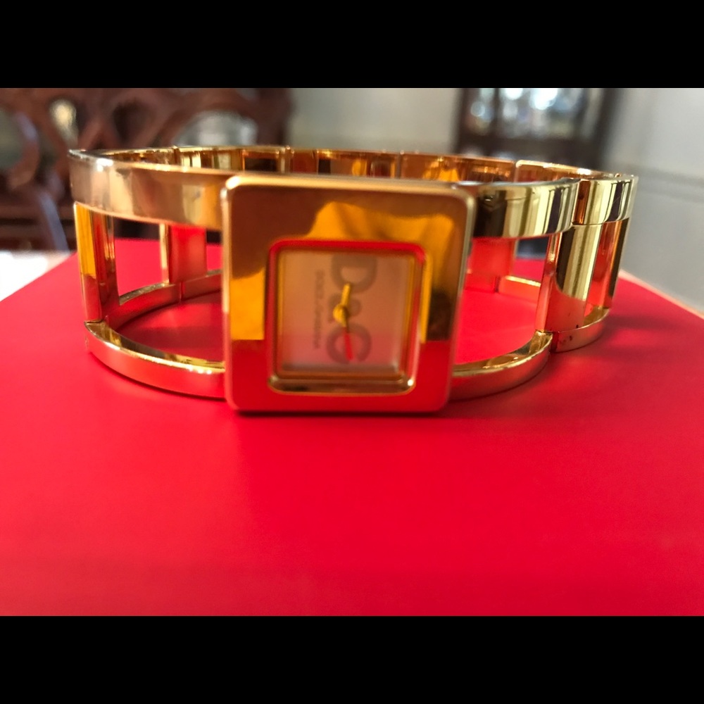watch Square gold bracelet analog watch