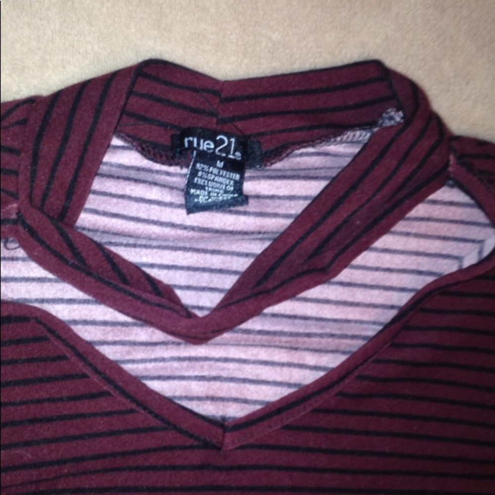 Long sleeve choker Tee