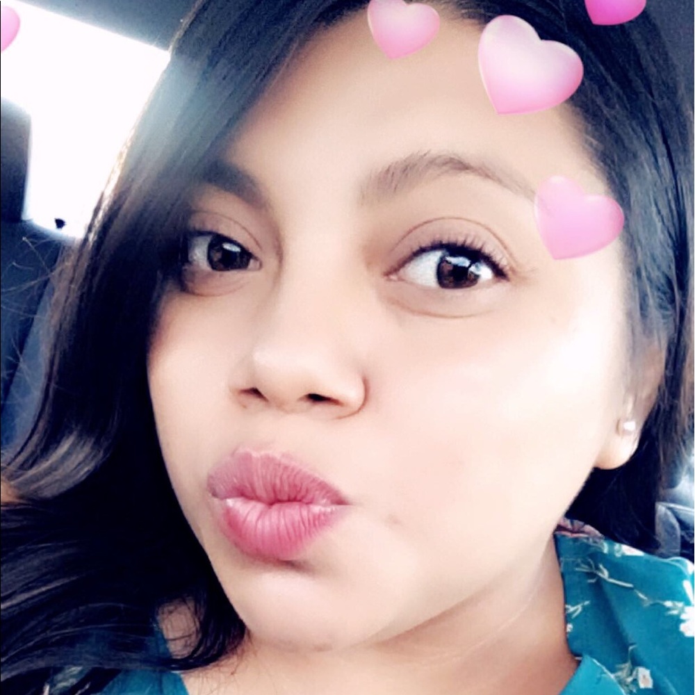 Meet your Posher, Arely