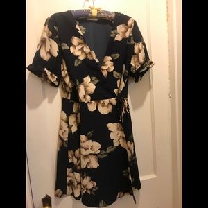 EUC large floral print mini dress