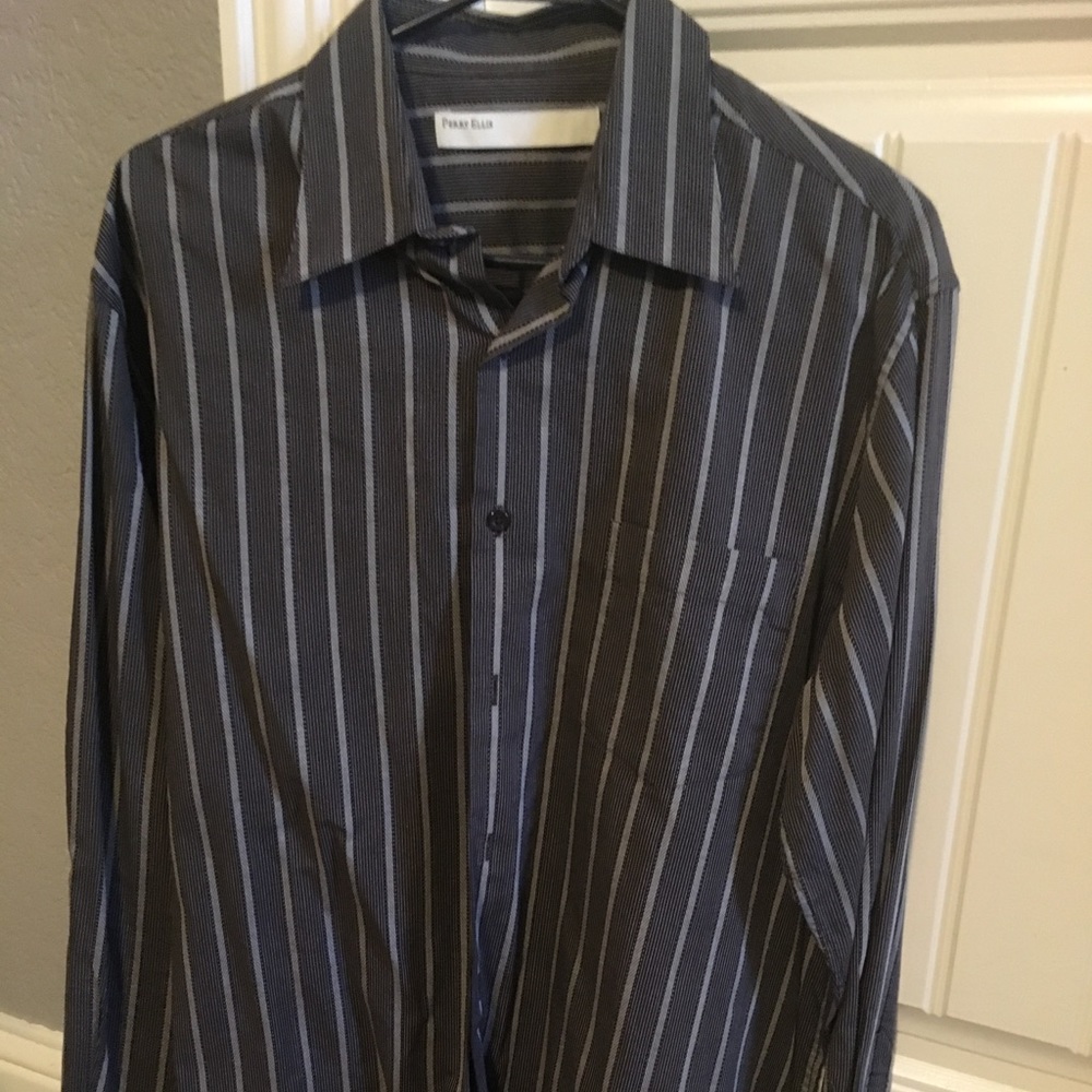 Men's Button down shirt