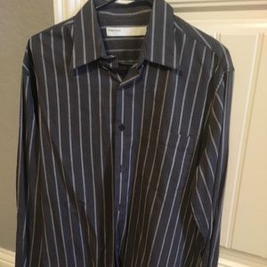 Men's Button down shirt