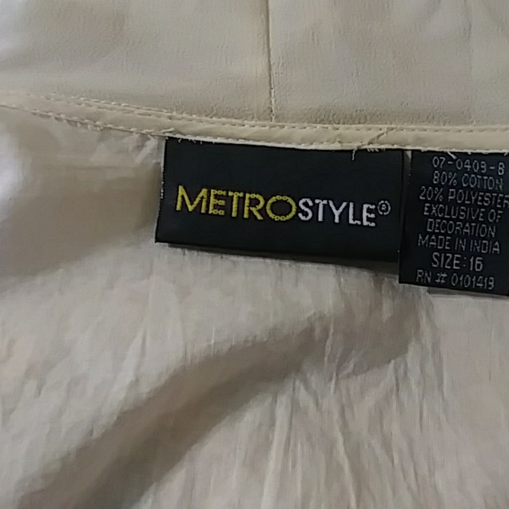 Blouse - Picture 2 of 4