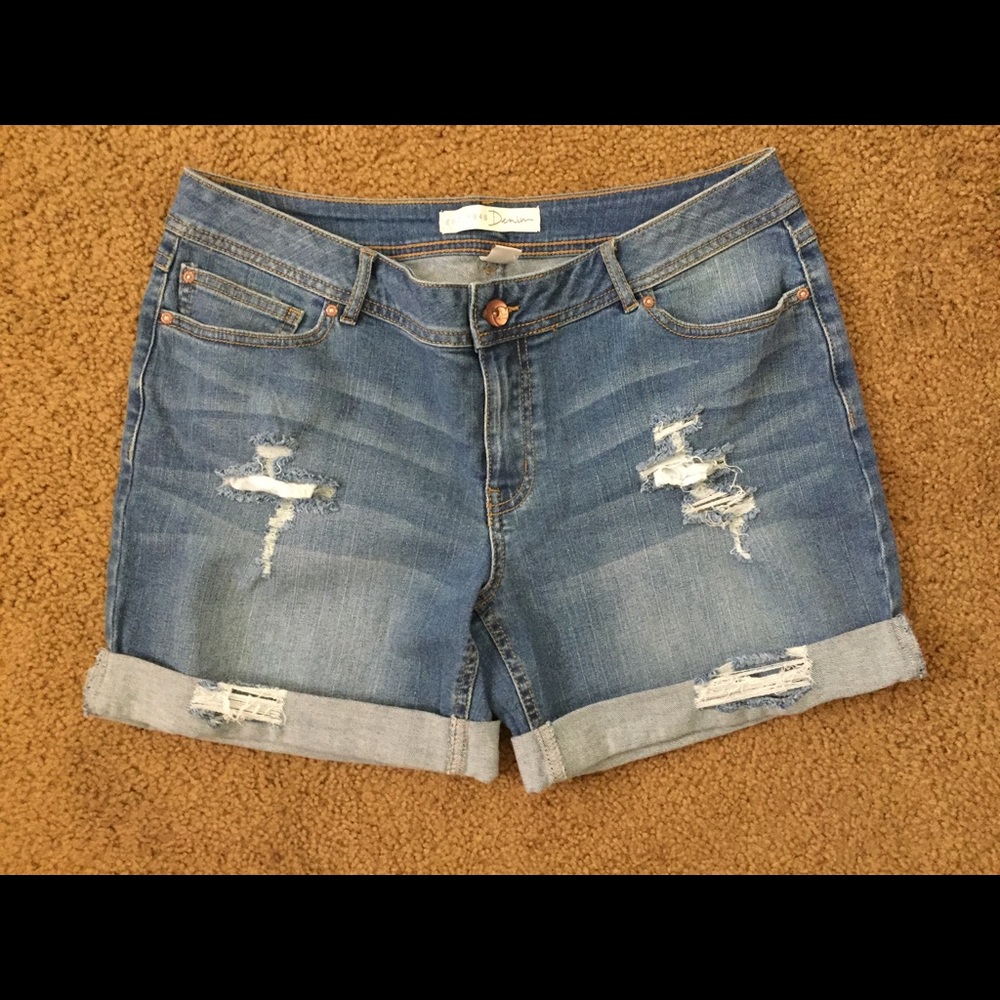 Woman’s Shorts