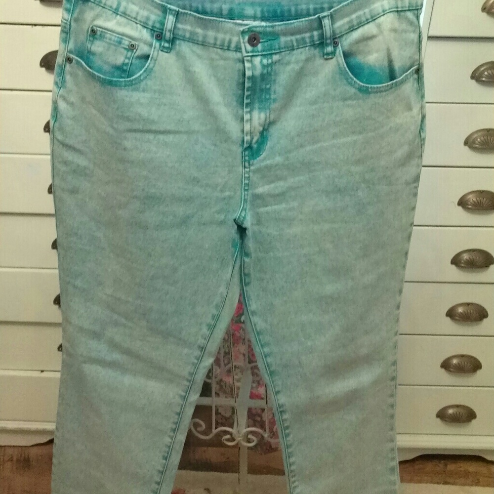 Women's jeans
