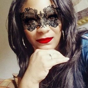 Meet your Posher, Arielle