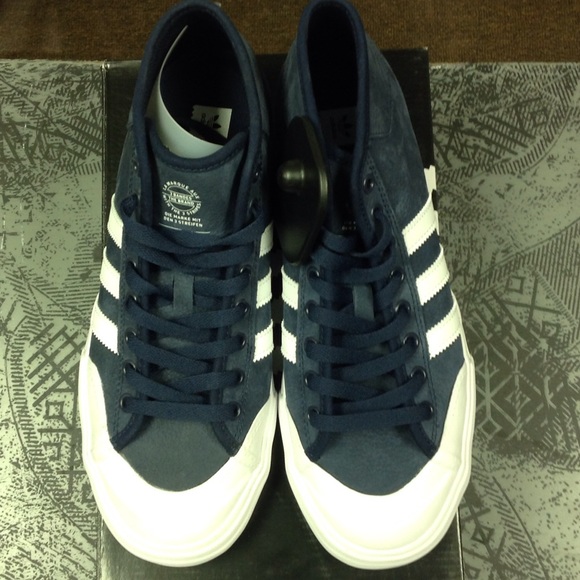 Adidas Matchcourt Mid - Picture 2 of 5