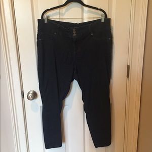 Torrid Jeggings Dark Wash Short Inseam