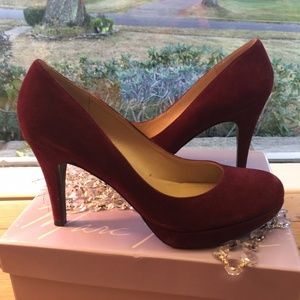 Never worn; suede cranberry pumps