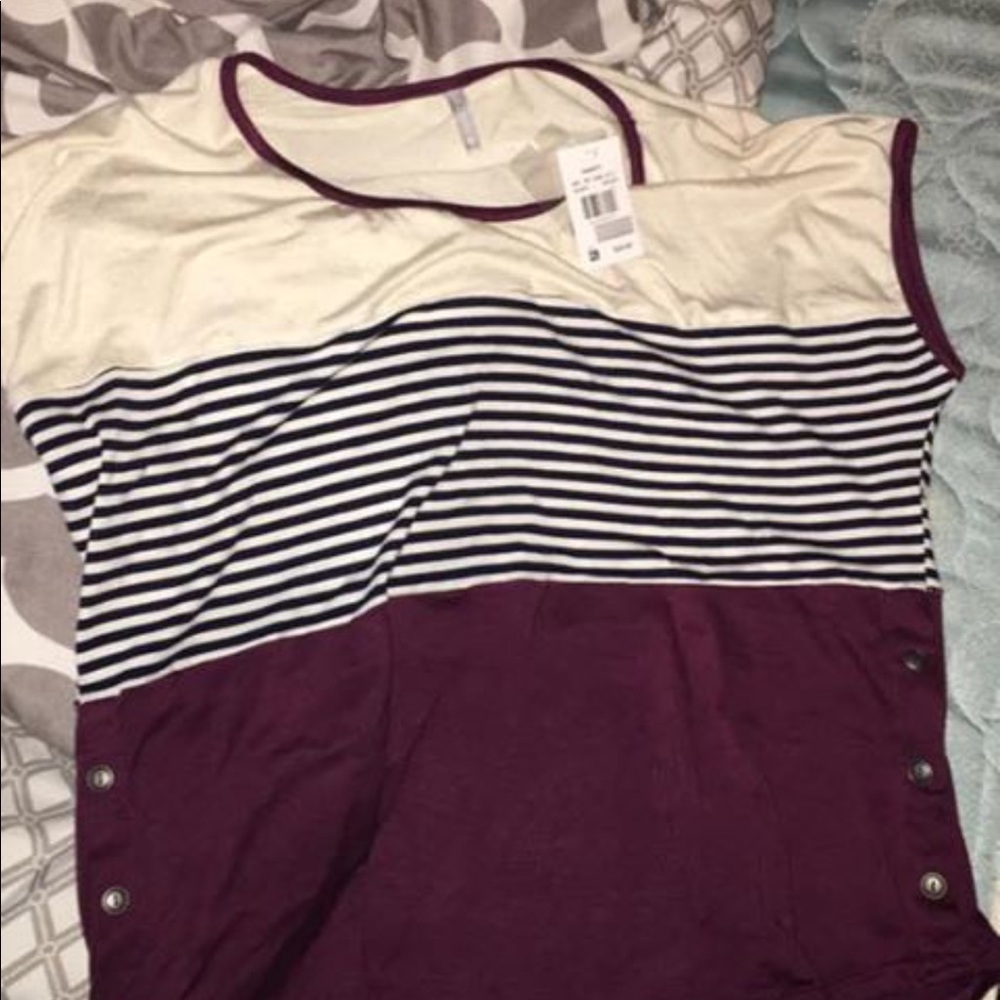 XL vanity brand shirt