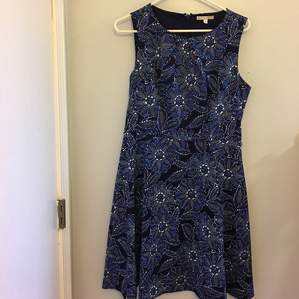 Dress barn navy pattern sheath dress
