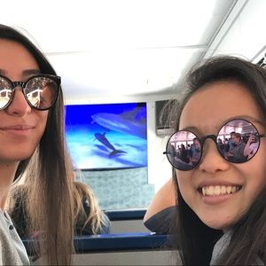 Meet your Posher, Julia