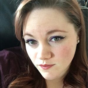 Meet your Posher, Allyssa