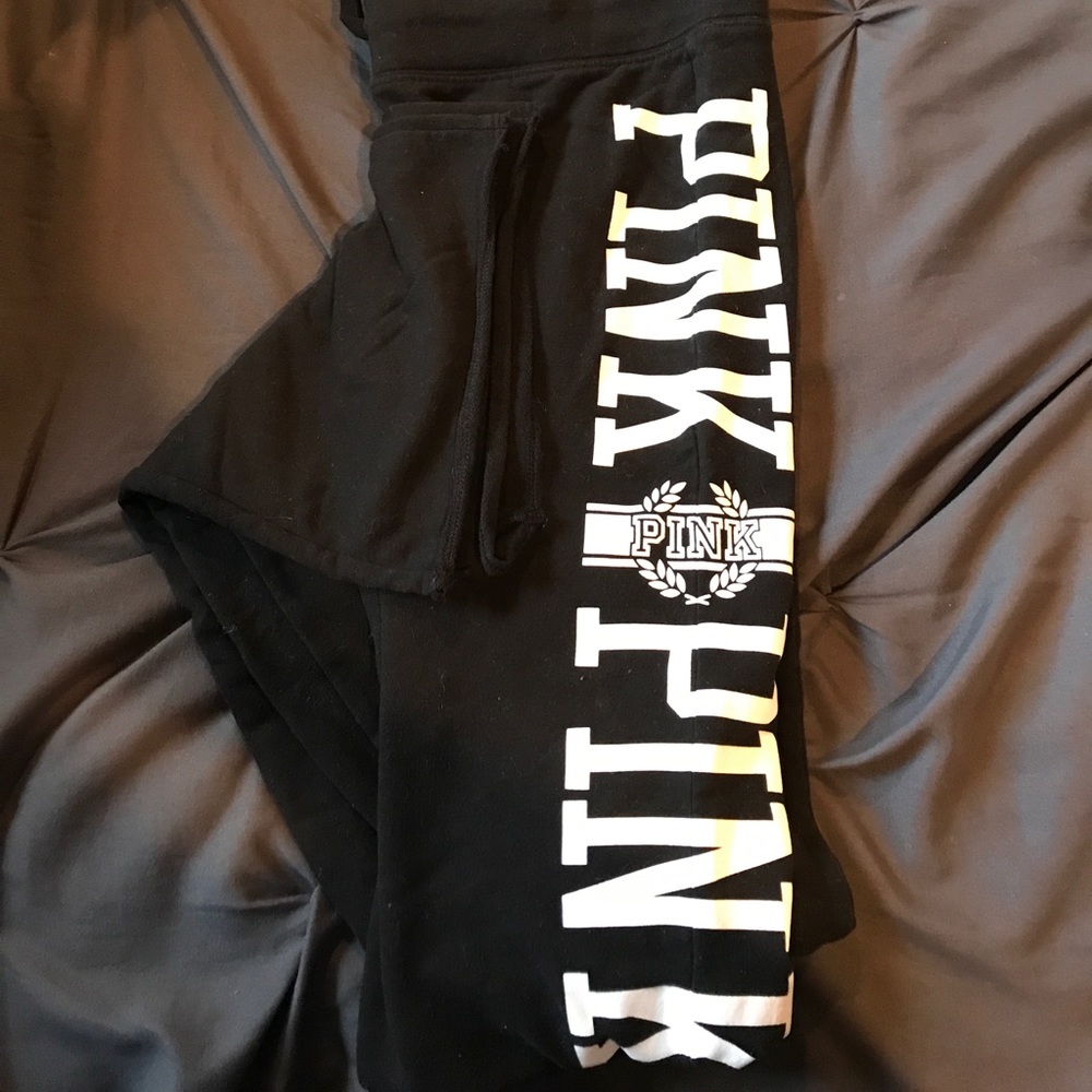VS PINK sweats