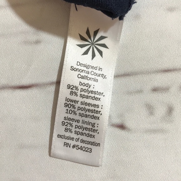 Athleta Halfzip Pullover Size M - Picture 7 of 8