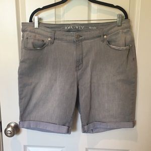 Ava & Viv Bermuda Shorts