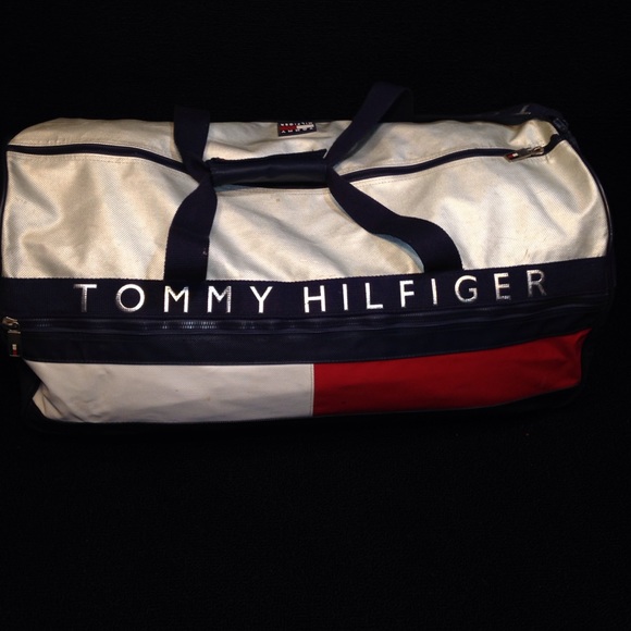 VTG Tommy Hilfiger BIG LOGO! Duffle ⚪️ - Picture 4 of 4