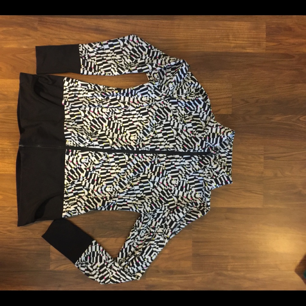 Women's fitness jacket size L