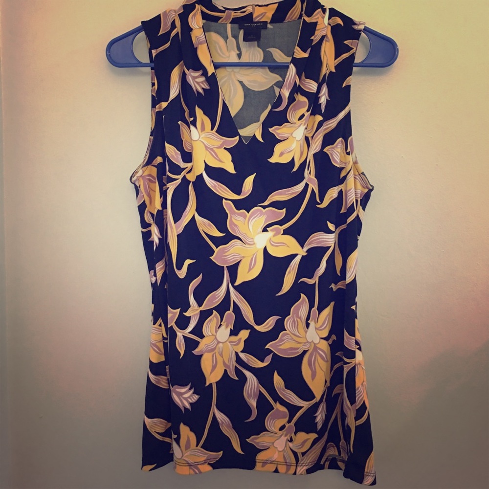 Navy pattern sleeveless Ann Taylor top